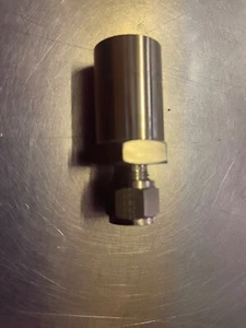 Hoke 6R16-316 compare to swagelok ss-600-r-16 - Picture 1 of 3