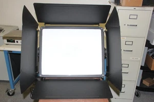 ELATION TVL PANEL DW Stage LED Professional Lighting Fixture - Picture 1 of 6
