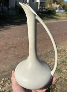Van Briggle Keramik Ewer Krug Vase MCM Art Deco weiß siehe Fotos! 11,5 Zoll groß - Bild 1 von 6