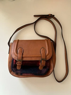 Schöne Herbstliche Umhängetasche Mit Flanell Von C&A - Bild 1 von 4