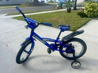 Bicicleta Trek Jet 16 16" para niños de una sola velocidad SS Coaster azul ¡Envío a EE. UU.! Foto 1 de 4