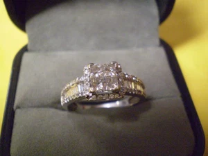14K White Gold Ladies 79 Diamond Cluster Ring 3.5 Grams Missing 3 - Picture 1 of 6