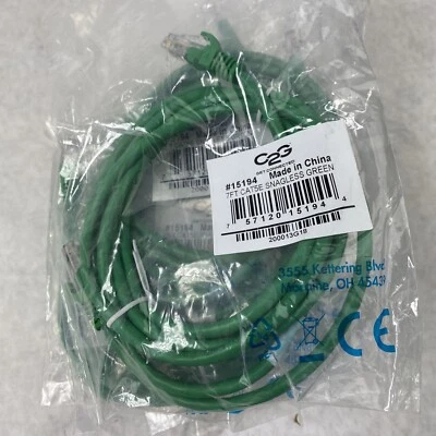 Lot( 10 ) 7ft Green Cat5e C2G 15194 Snagless Unshielded UTP Ethernet Patch Cable - Image 1 of 4