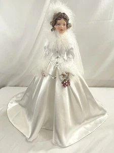 Ashton Drake 1996 Winter Romance She Walks In Beauty Collection Porcelain Doll - Bild 1 von 24
