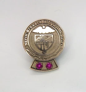 North Broward Hospital District 10 Year Employee Pin 10KT Gold Filled - Picture 1 of 4