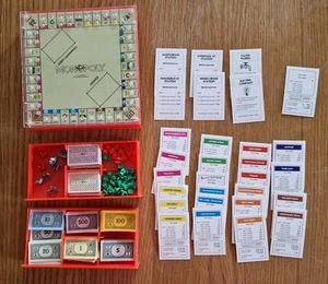Waddingtons 1994 Monopoly Board Game Travel Sized, Vintage - Picture 1 of 14