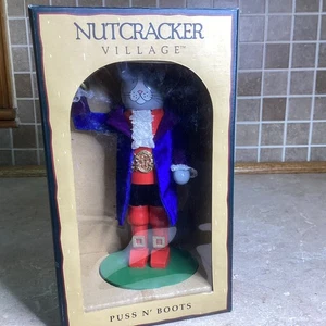 Vintage 1999 Nutcracker Village Puss N' Boots Christmas 10th Anniversary Edition - Bild 1 von 5