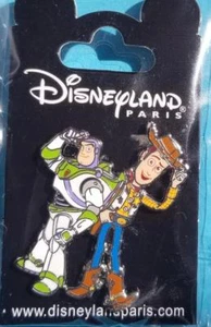 Disney Paris DLRP DLP Toy Story Woody Tipping Hat & Buzz Lightyear Saluting Pin - Imagen 1 de 1
