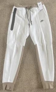 Nike Tech Fleece Joggers Size Medium Pants, Bottoms FB8002 121 Summit White - Picture 1 of 15