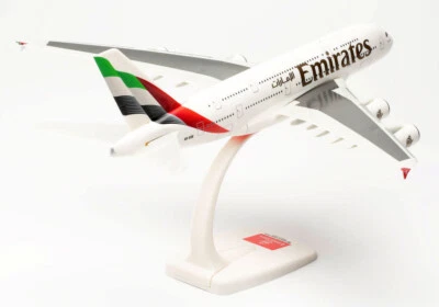Emirates Airlines - Airbus A380 - 1:250 - Herpa Snap-Fit 614054 Modell A380-800