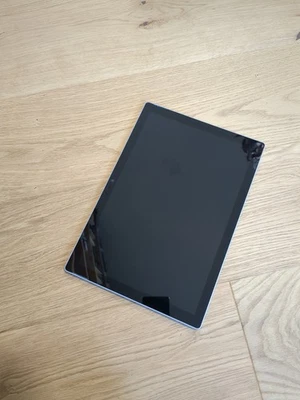 Microsoft Surface Pro 5 1807, Wi-Fi & LTE, 12,3 Zoll / ohne Kratzer auf Display - Bild 1 von 4
