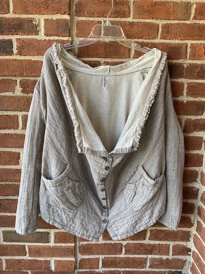 Monoreno Women's Shirt Top Taupe Wrap Jacket Frayed Edge Buttons Gauzy Look Sz M - Image 1 of 4