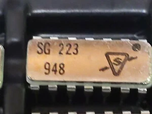 Vintage Sylvania Silver IC Chip SG223 948 SG 223 - Picture 1 of 1