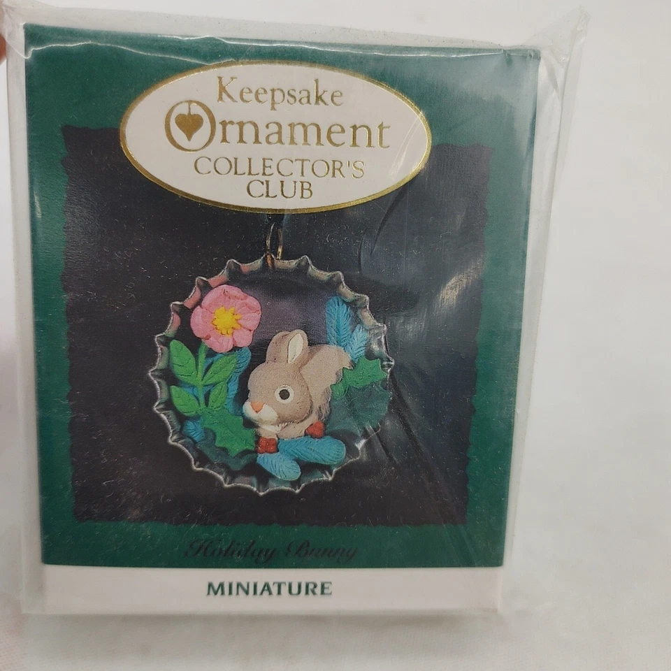 Hallmark Keepsake Handcrafted Ornament 1994 Holiday Bunny QXC4191
