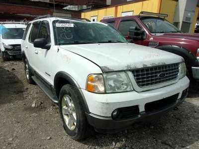 Driver Sun Visor 4 Door With Illumination Fits 01-05 EXPLORER 1898877 - Image 1 of 4