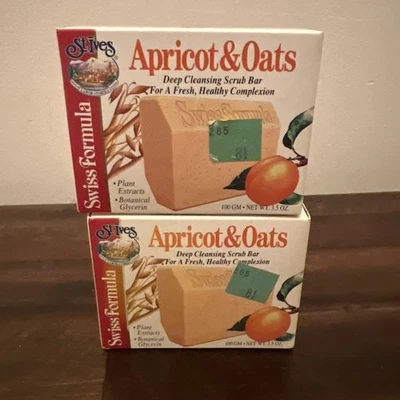 2 jabones exfoliantes vintage St Ives Swiss Formula albaricoque y avena nuevos de stock Foto 1 de 4