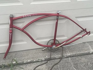 1979 SCHWINN "SPITFIRE" BALLOON TIRE BEACH CRUISER FRAME SET - COMPLETE TO BUILD - Picture 1 of 6