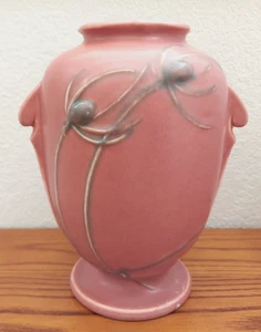 Antique Roseville Pottery 884-8 Red Teasel Vase 8 in x 6.5 inch - Picture 1 of 6