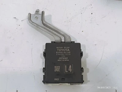 RELÈ TERGICRISTALLO per TOYOTA AYGO X (02/22>) 1.0 VVT-I 2014 85940-52100 - Immagine 1 di 4