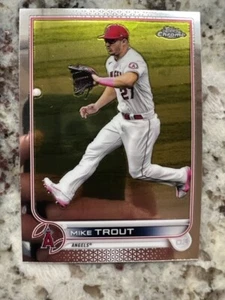 2022 TOPPS CHROME CARD ANGELS MIKE TROUT #200 - Picture 1 of 1