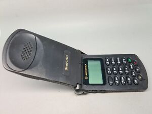 Motorola StarTAC 130 MG1-4E21  Unlocked Flip Phone
