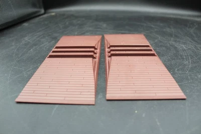 Lionel Trains O Gauge Brown Grade Crossing (Set of 2) - Image 1 of 4