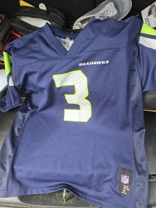 Euc Seahawks Jersey XL Youth Russell Wilson Jersey Extra Large $15 - Picture 1 of 3