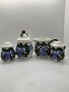 Corona de acebo de Navidad crema y azucarero con tejido de canasta de cerámica S&P - Imagen 1 de 9