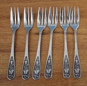 VAX Japan 6 Pear Design Cake Dessert Forks Vintage Unusual - Picture 1 of 3