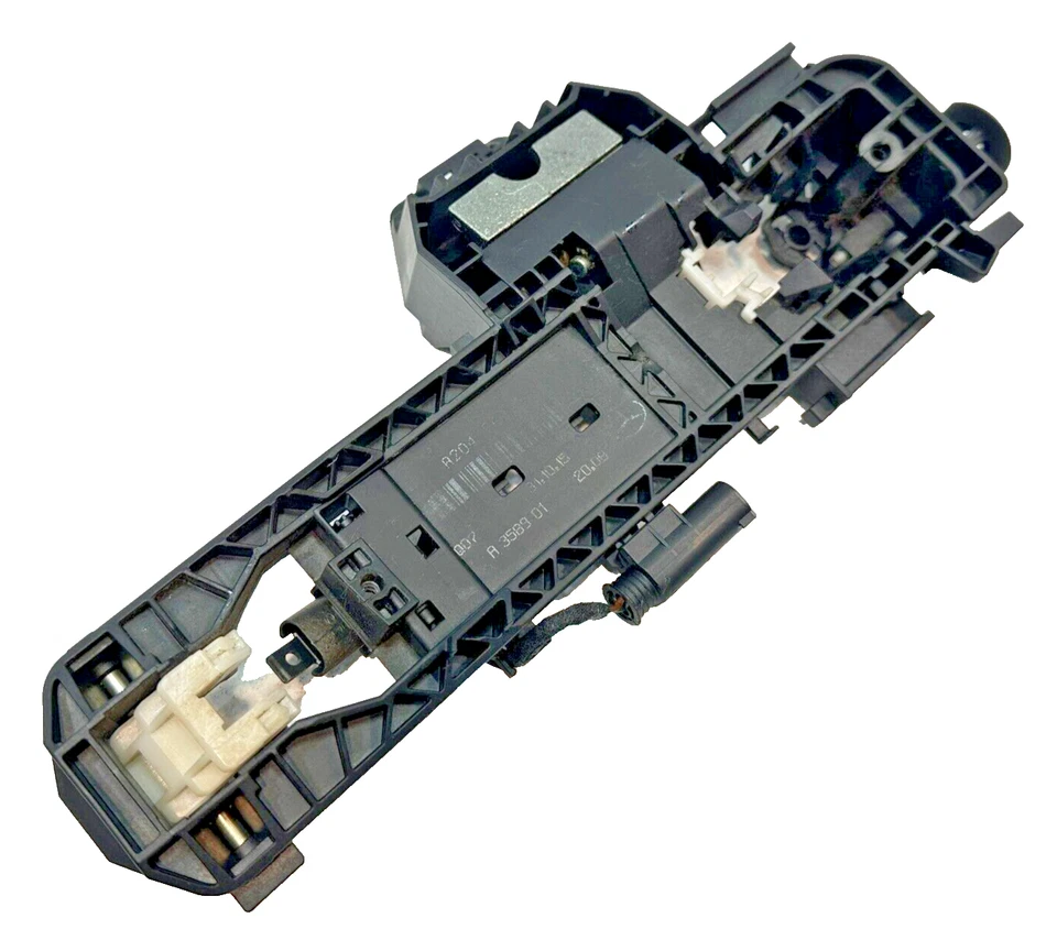E63 AMG Mercedes W212 Front Passenger Side Door Exterior Handle Base OEM 2010-15 - Image 1 of 4