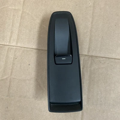 2018 2019 - 2023 Subaru Crosstrek OEM Right Rear Door Window Control Switch 0052 - Image 1 of 4