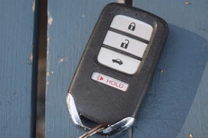 OEM Honda Smart Keyless Entry Remote Key Fob - Picture 1 of 2