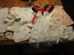 Konvolut 15 Vintage Baby/Baby Puppenkleidung, Stiefeletten, Mützen usw. - Bild 1 von 12