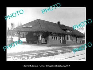 OLD LARGE HISTORIC PHOTO OF SEWARD ALASKA THE RAILROAD DEPOT STATION c1950 - Bild 1 von 1