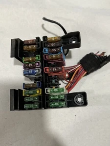 03-09 Bloque de caja relé de fusibles izquierdo tablero Mercedes E320 2115450301 OEM - Imagen 1 de 5