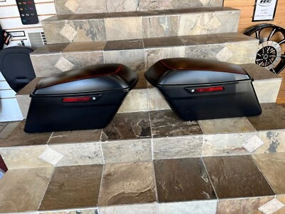 90201056BYM/90201060BYM-90201055BYM/90201059BYM Harley Davidson Saddle bags - Image 1 of 4