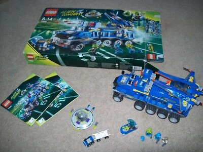 LEGO Space 7066 Alien Conquest Earth Defense HQ - 100% Complete Boxed w. instrns - Image 1 of 4