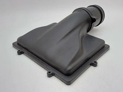 Ferrari Roma F169 LH 2021 carcasa filtro de admisión de aire superior izquierdo AC169 000837280 Foto 1 de 4