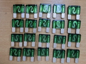Pack of 20 x Littelfuse 30 Amp Blade Fuse Green 30A Fuses Maxi Fuse - Picture 1 of 4