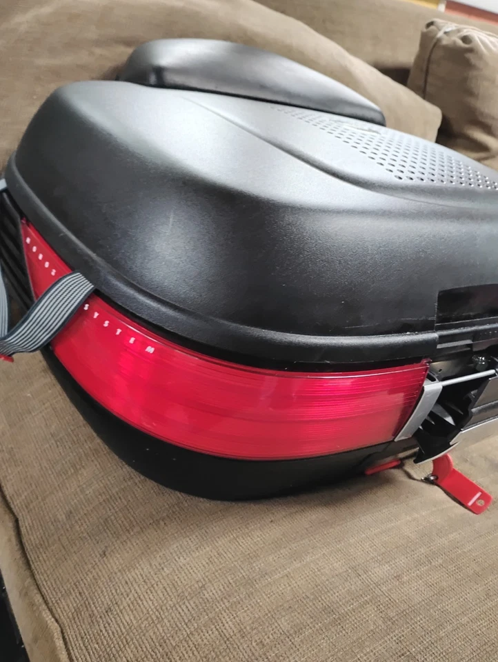 Caja de equipaje Monokey/Givibox para motocicleta BMW negra Foto 1 de 4