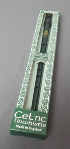Neu in Verpackung Celtic Tin Whistle & Tune Sheet - England - 11" long - f5 ck - Bild 1 von 8
