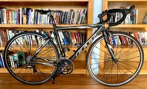 Road Bike - Picture 1 of 8