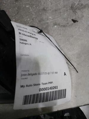 Used Right Headlight Assembly fits: 2015 Land rover Evoque halogen Right Grade A Foto 1 de 4