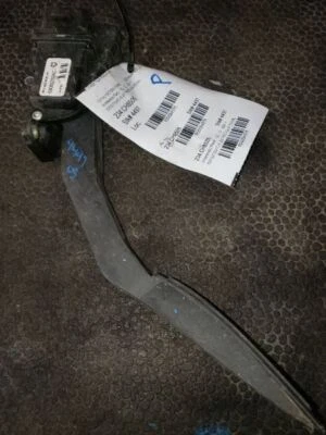 Dodge Ram1500 2005 pedal acelerador con TPS. NÚMERO DE PIEZA 53032753AC Foto 1 de 4