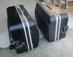 Vintage SDUH Side Cases 35L Motorcycle Bike Hard Luggage Panniers Pair Boxes - Picture 1 of 6