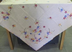 VINTAGE HAND EMBROIDERED BIG COTTON TABLECLOTH  - Picture 1 of 11
