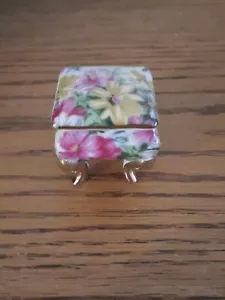 Vintage Porzellan Schmuck Box handbemalt Blumenmuster Quadratisch Schmuck Box Gold Zierleiste - Bild 1 von 7