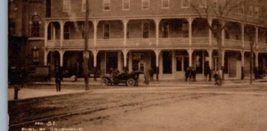 Bennington Vermont~The Putnam House Street View~Sepia~c1920~Vintage Postcard - Picture 1 of 3