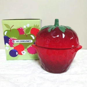 Le Creuset Mini strawberry Cocotte Vegetable Series Stoneware Brand New - Picture 1 of 5