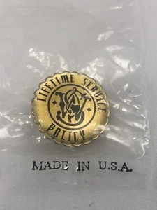 Smith & Wesson Lifetime Service Policy Lapel Pin USA Made NOS - Picture 1 of 3